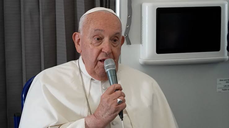 Pope Urges U.S. Catholics To Vote For ‘Lesser Evil’ In Upcoming Presidential Election