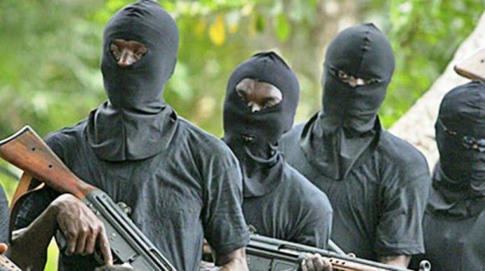Gunmen Kill Night Guard , Injure Woman in Sagamu
